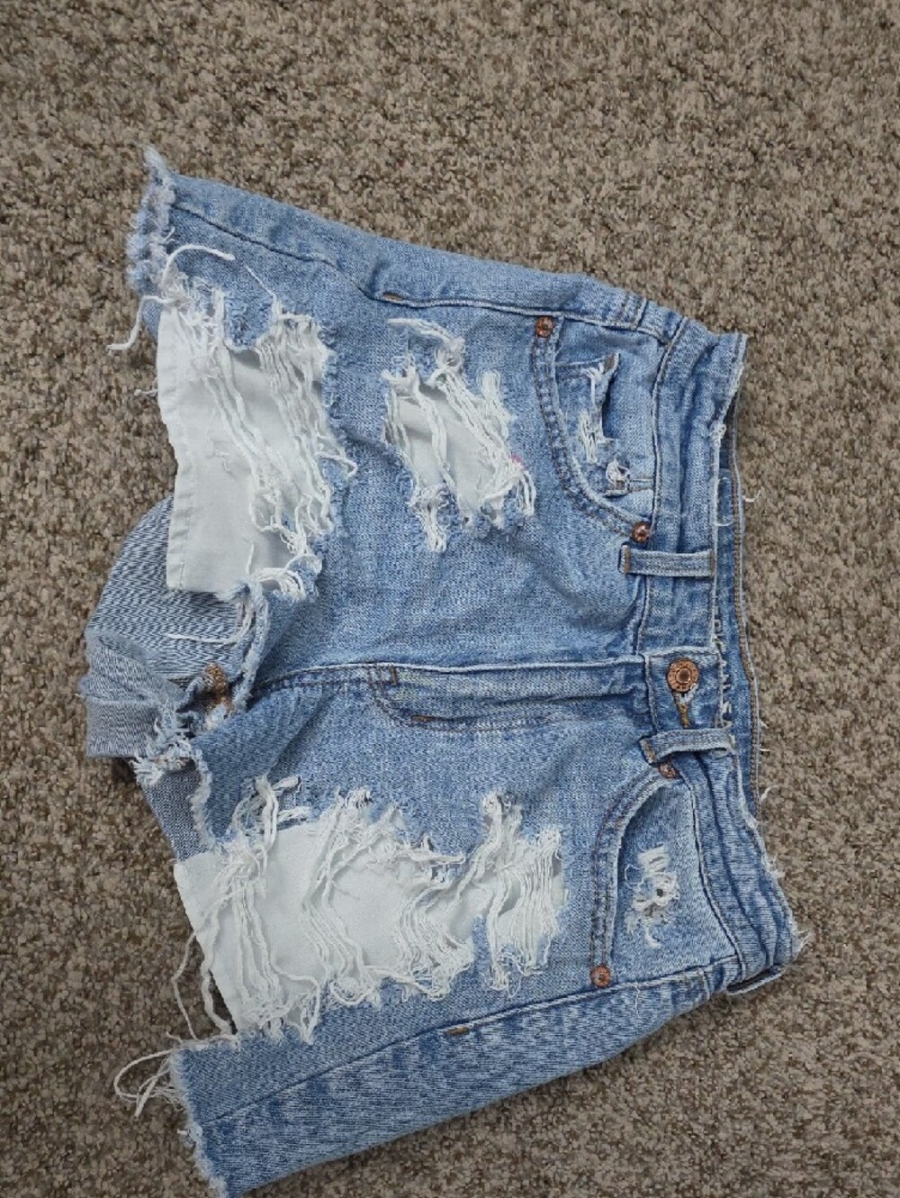 American Eagle Distressed Light Blue Short 3 Pairs.  Size 4 - Picture 6 of 7